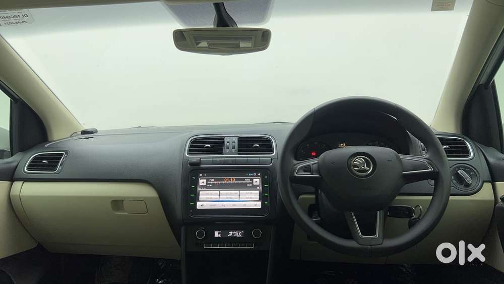 Skoda Rapid 1.5 Tdi Style/1.5 At Style, 2021, Petrol