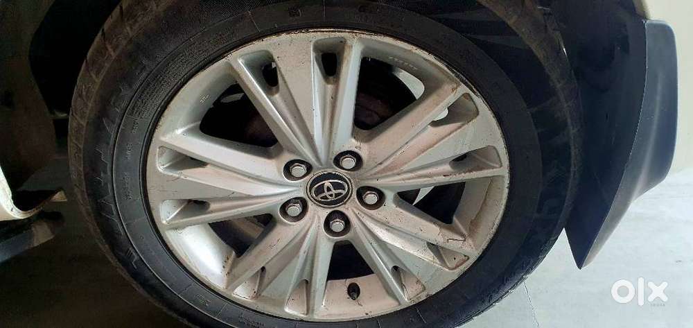 Toyota Innova Crysta 2.8 Zx At 7 Seater, 2019, Diesel