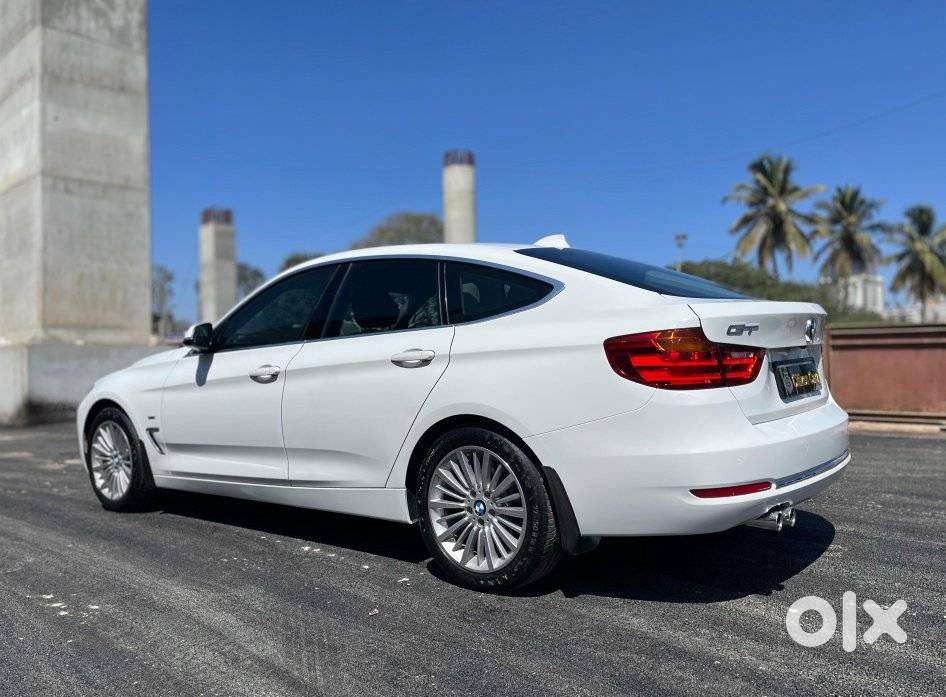 Bmw 3 Series Gt 320d Luxury Line, 2016, Diesel