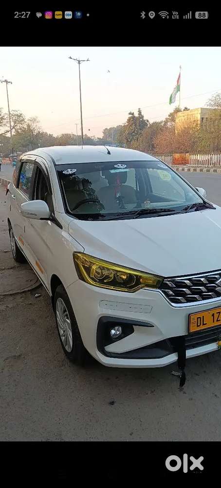 Sale Krni Hai Aur Dusri Leni Hai
