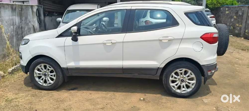 Ford Escort 2016 Diesel 140000 Km Driven