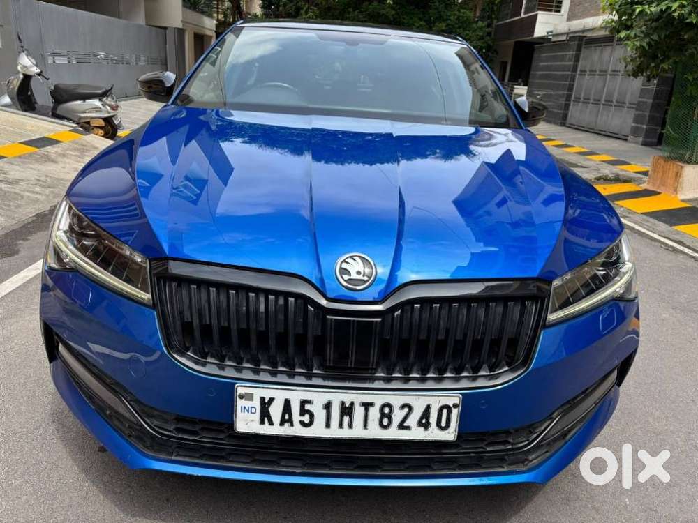Skoda Superb Sportline 1.8 Tsi At, 2023, Petrol