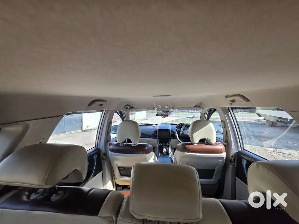 Mahindra Xuv500 W6 2018