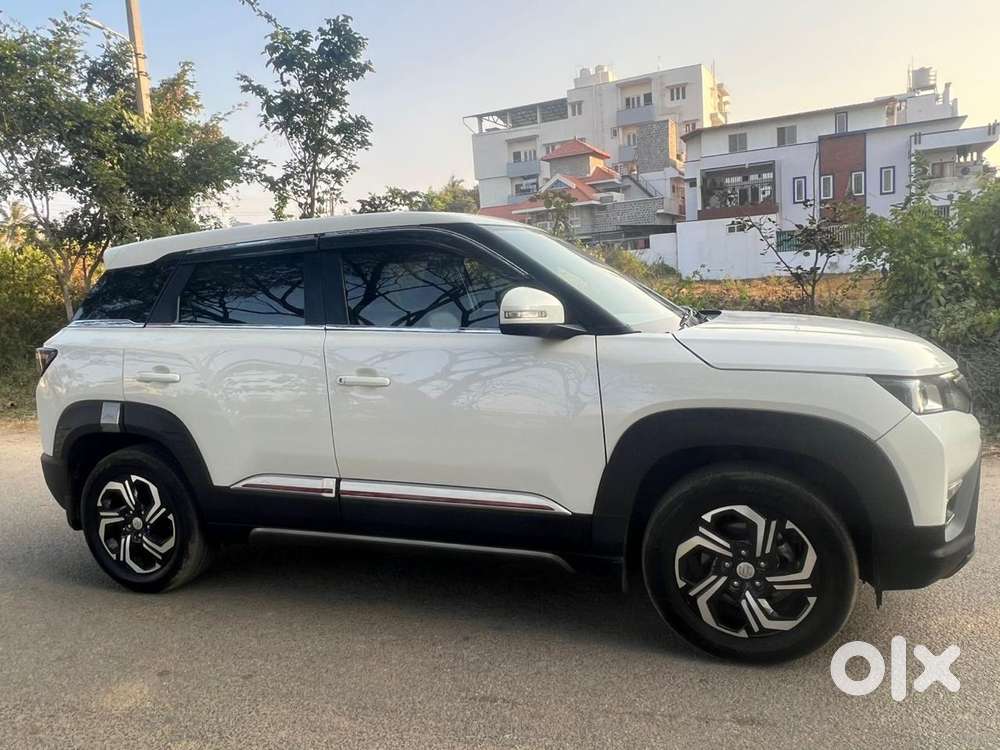 Mahindra Xuv 3xo Ax5 Ds Mt, 2025, Diesel