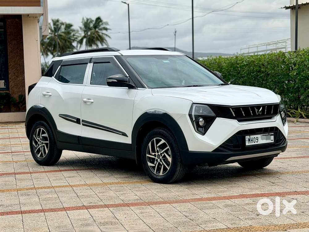 Mahindra Xuv 3xo Mx3, 2024, Petrol