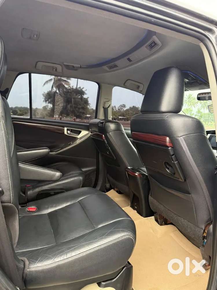Toyota Innova Crysta 2016 Diesel Manual Z Model