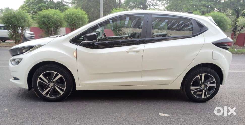 Tata Altroz Xz, 2024, Petrol