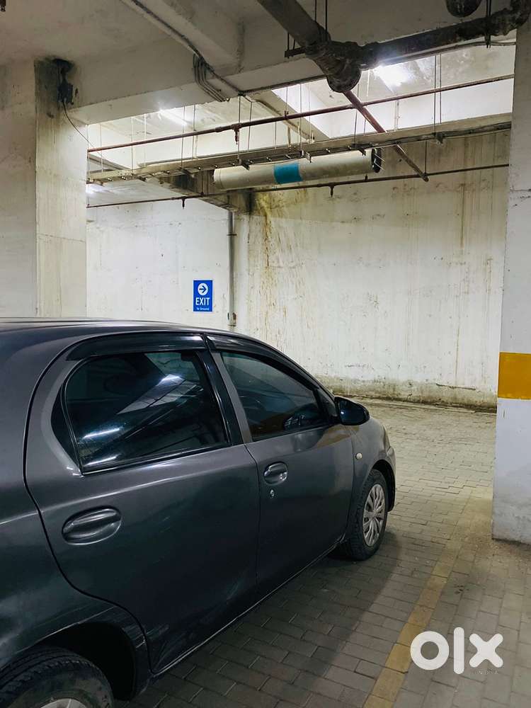 Toyota Etios Liva 2014 Petrol 68277 Km Driven