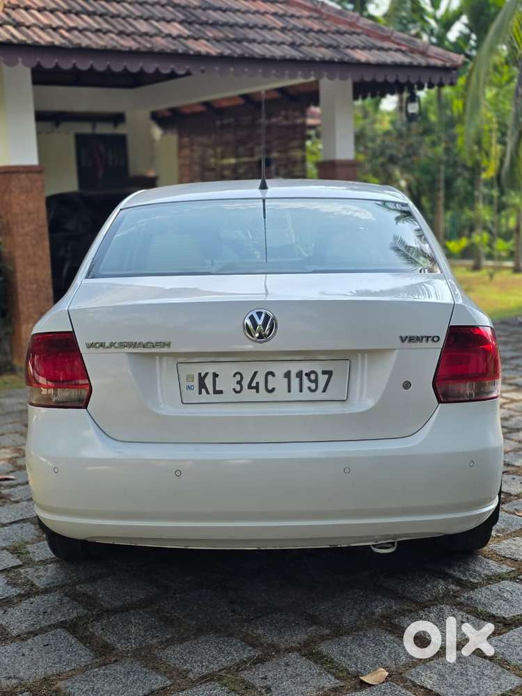 Volkswagen Vento 1.6 Trendline, 2012, Petrol