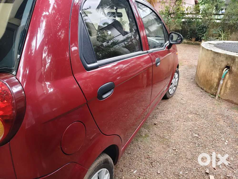 Chevrolet Spark 2011 Petrol Well Maintained. Newly Painted.