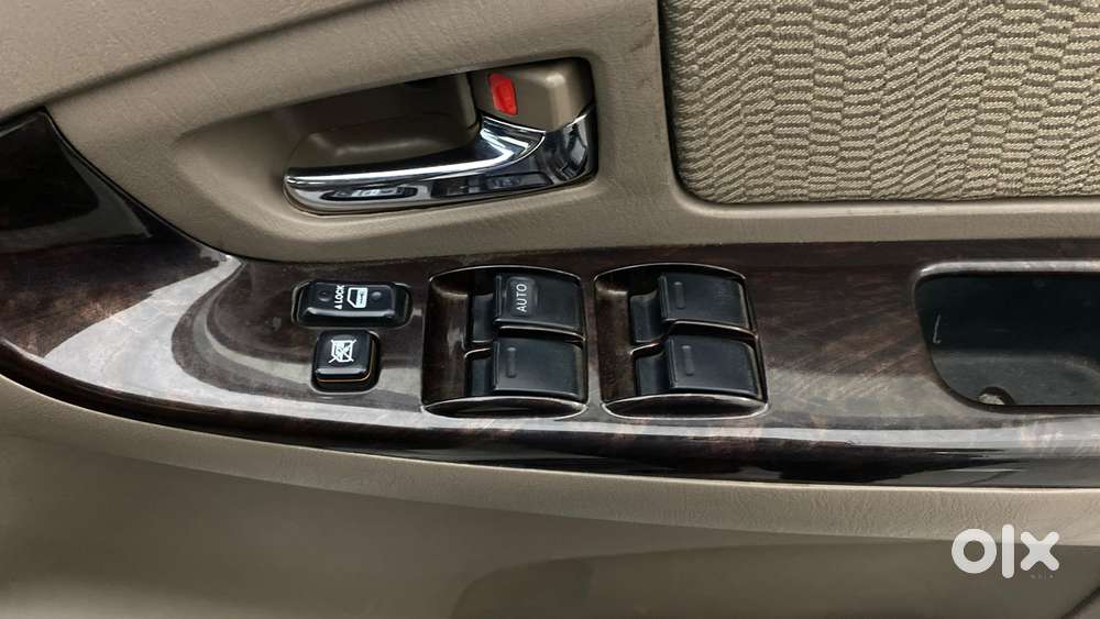Toyota Innova 2.5 Vx 8 Str, 2015, Diesel