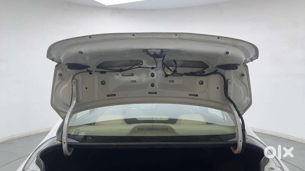Maruti Suzuki Ciaz At Vxi Plus, 2016, Petrol