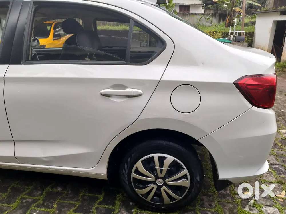 Honda Amaze 2020 Petrol Manual (24000 Km)