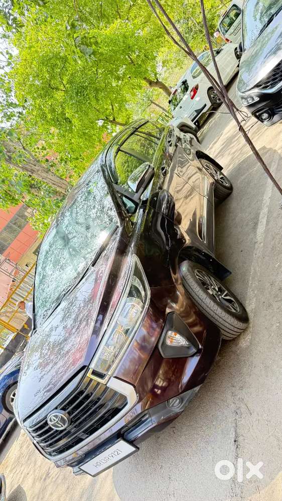 Toyota Innova Crysta 2021 Diesel Well Maintained