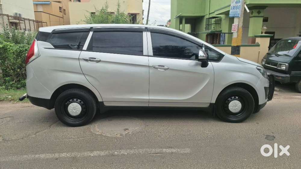 Mahindra Marazzo M2, 2019, Diesel