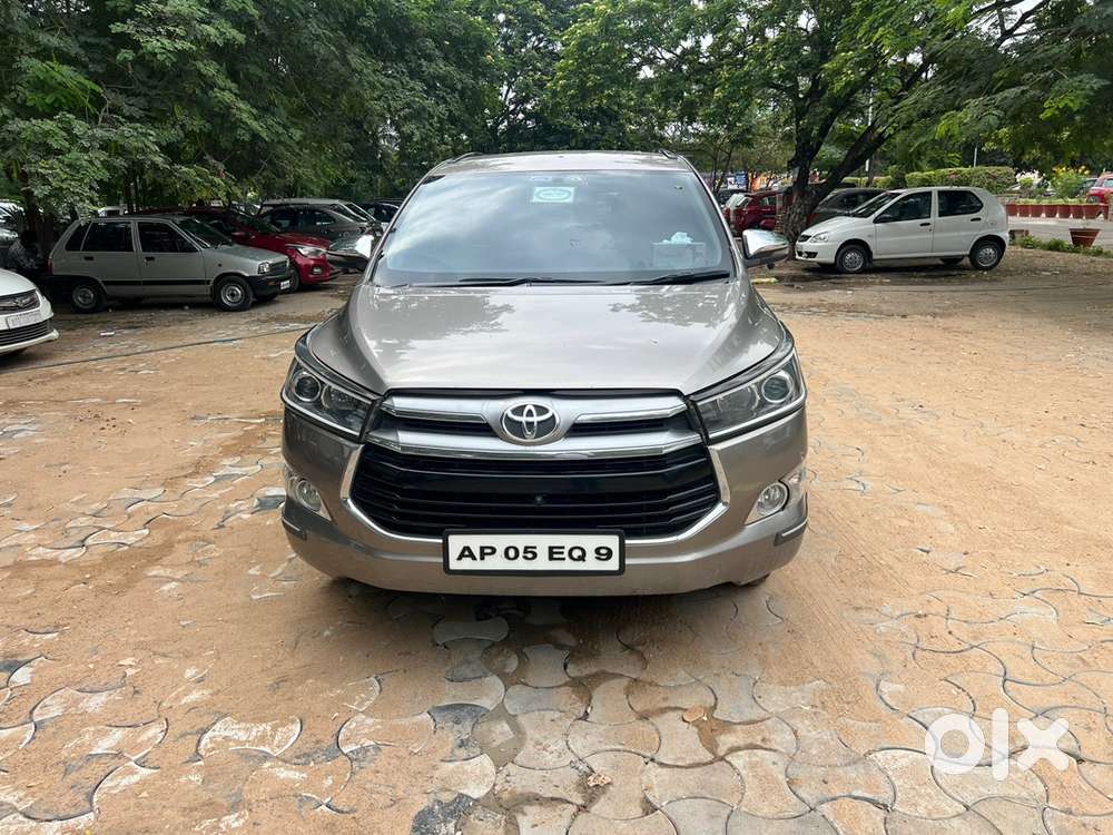 Toyota Innova Crysta 2018