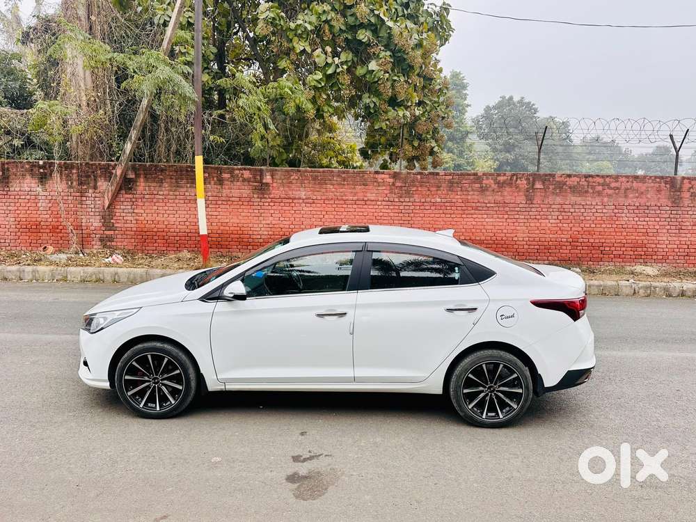 Hyundai Fluidic Verna