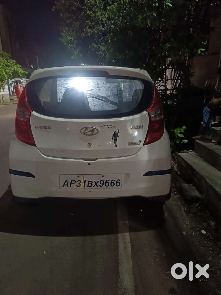 Hyundai Eon 2012 Lpg 52187 Km Driven