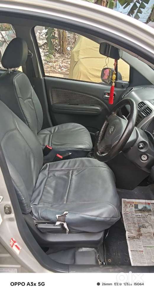 Maruti Suzuki Ritz Vxi, 2013, Petrol