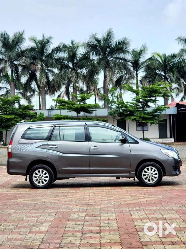 Toyota Innova 2.5 Gx 8 Str Bsiv, 2012, Diesel
