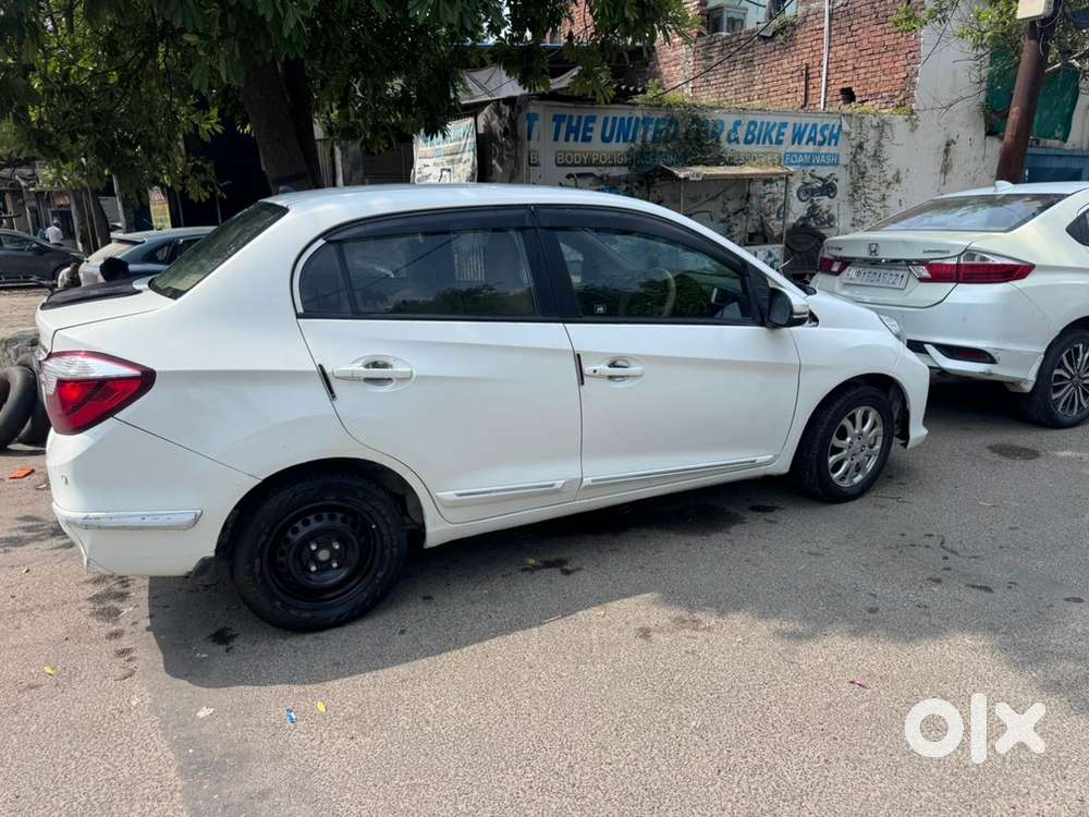 Honda Amaze Petrol 2016