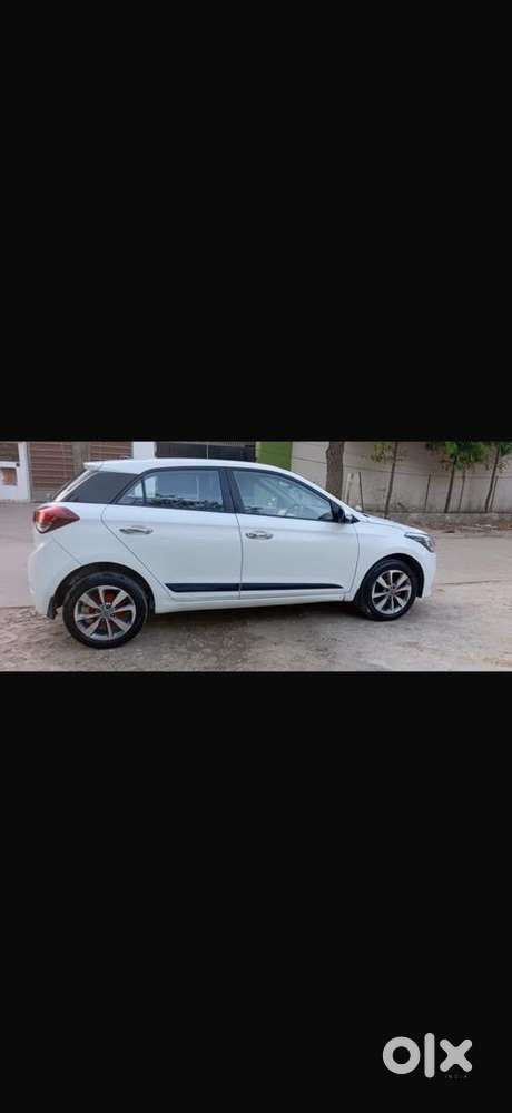 Hyundai I20 2017 Petrol 65000 Km Driven
