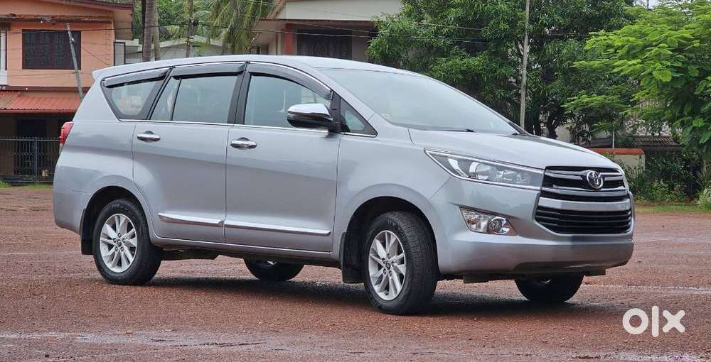 Toyota Innova Crysta