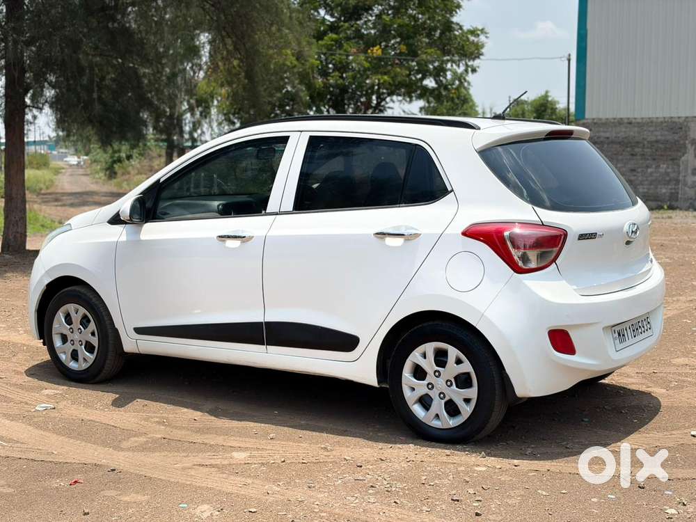 Hyundai Grand I10 Sportz, 2014, Petrol