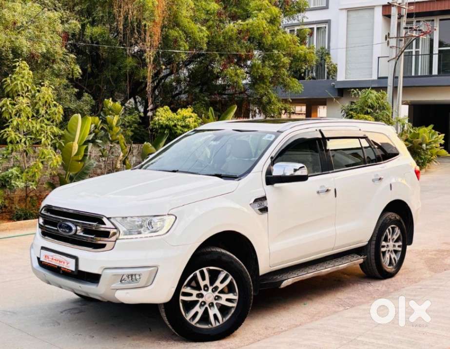 Ford Endeavour 3.2 Titanium At 4x4, 2017, Diesel