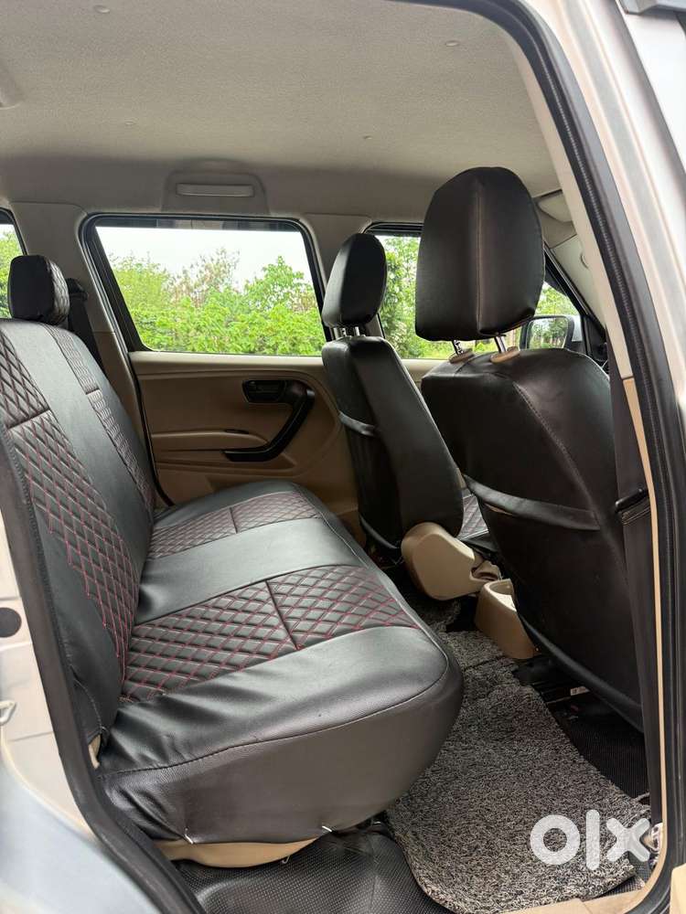 Mahindra Tuv 300 T4 Plus, 2018, Diesel