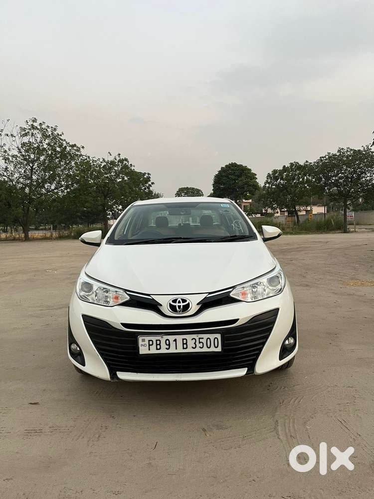 Toyota Yaris G Cvt, 2018, Petrol