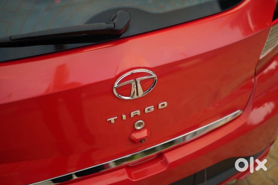 Tata Tiago, 2022, Petrol