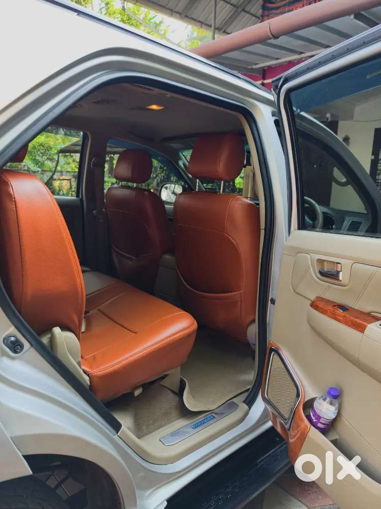 Toyota Fortuner 2011 Diesel Well Maintained