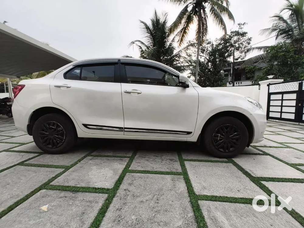 Maruti Suzuki Dzire 2022 Petrol Well Maintained