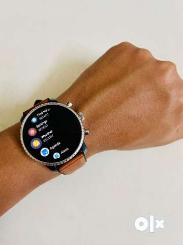 Fossil smartwatch best sale explorist 3