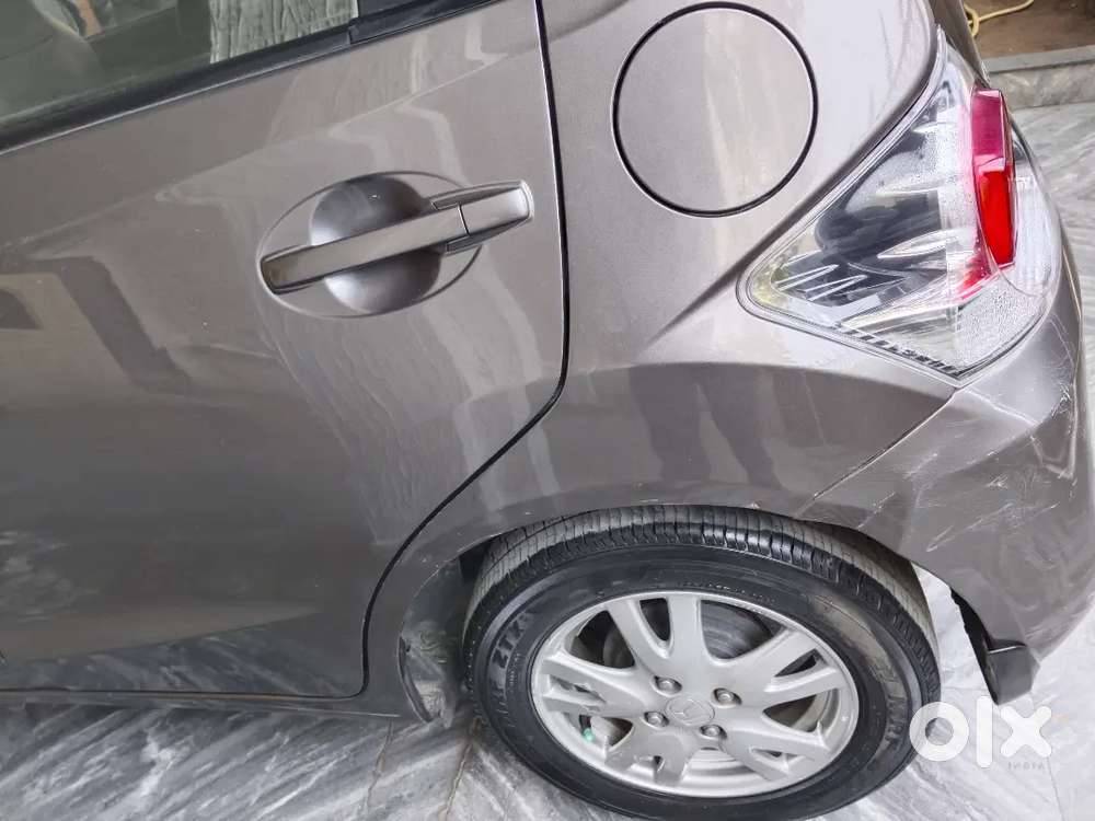 Honda Brio 2015 Petrol Well Maintained