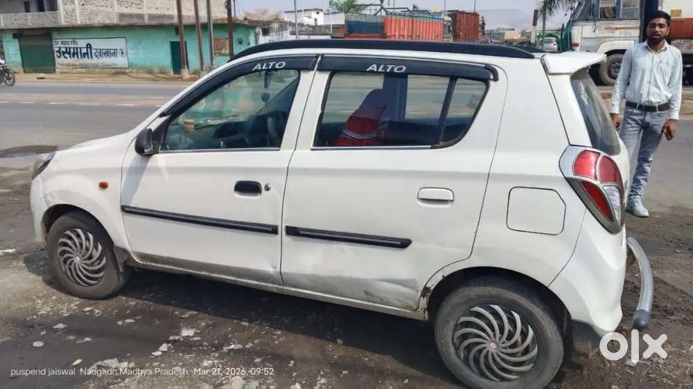 Gadi Ki Condition Ek Dam Mst Hai Mujhe Nyi Leni Hai Isliye Bech Rha Hu