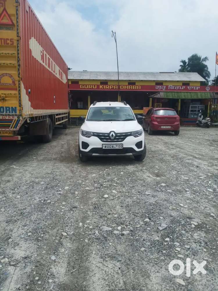 Triber Bs6.2nd Phase E20 Petrol Compliant,with Genuine Service Records