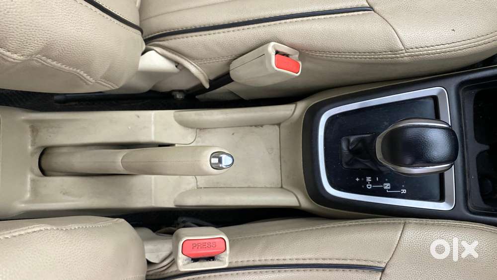 Maruti Suzuki Swift Dzire Zxi + Amt, 2019, Petrol