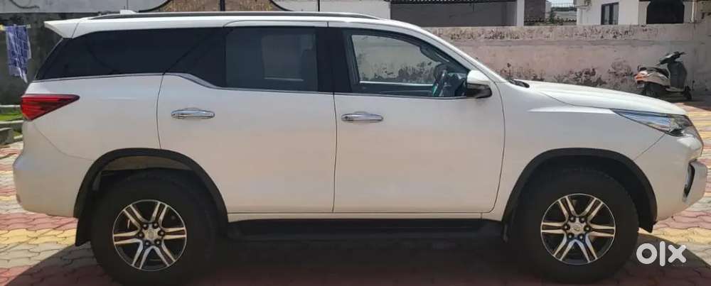 Toyota Fortuner 2018 Diesel 87000 Km Driven
