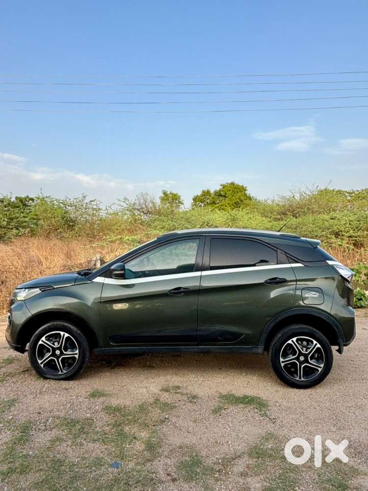 Tata Nexon Xm Petrol 2020