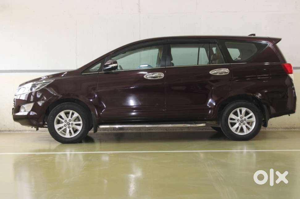 Toyota Innova Crysta 2.4 V, 2016, Diesel