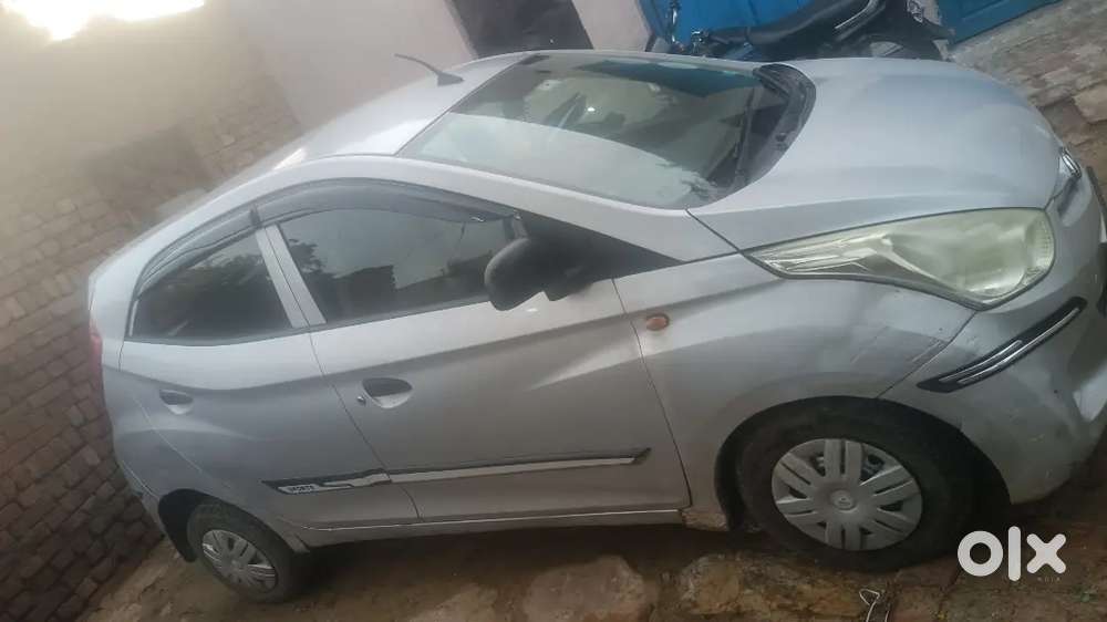 Hyundai Eon 2015 Km Driven