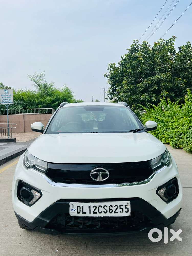 Tata Nexon 1.2 Revotron Xm (s), 2020, Petrol