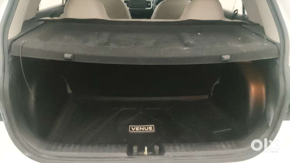 Hyundai Venue S, 2022, Petrol