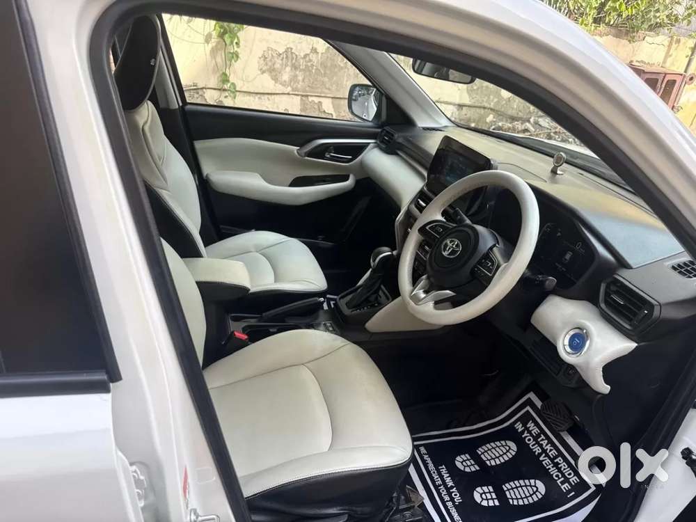 Toyota Urban Cruiser Hyryder 1.5 S Hybrid, 2024, Petrol
