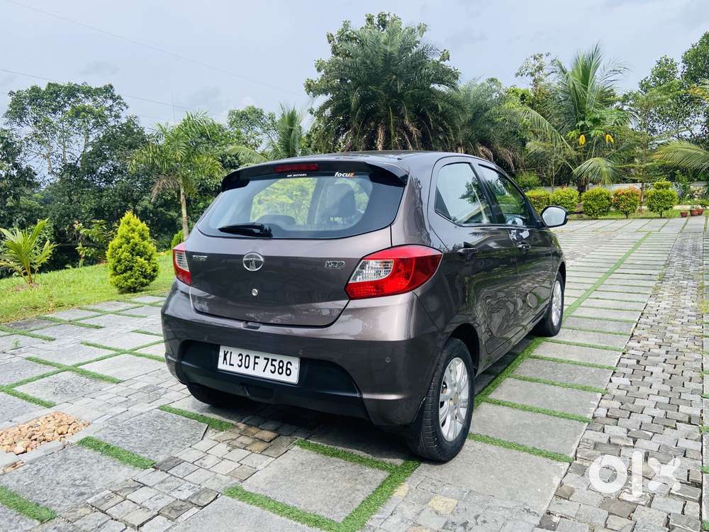 Tata Tiago 1.2 Revotron Xza, 2018, Petrol