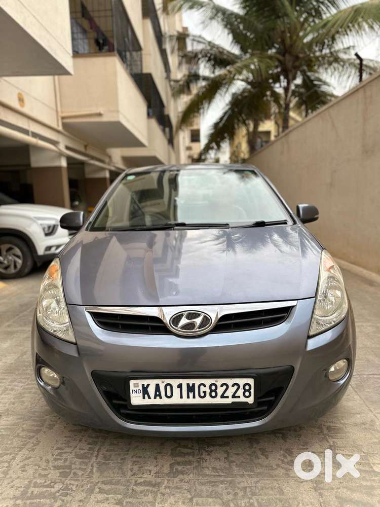 Hyundai I20 Asta 1.4 Crdi With Avn 6 Speed, 2011, Diesel