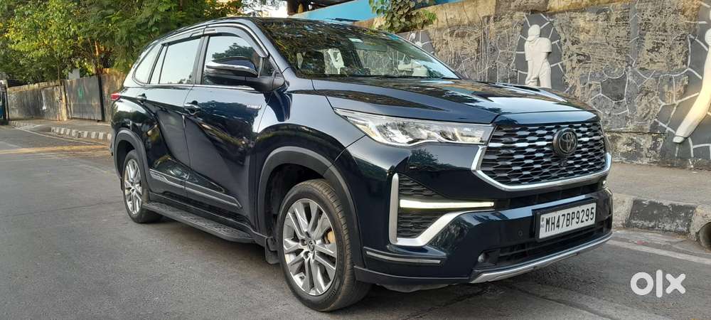 Toyota Innova Hycross 2.0 Zx (o) Hybrid 7 Str, 2024, Petrol