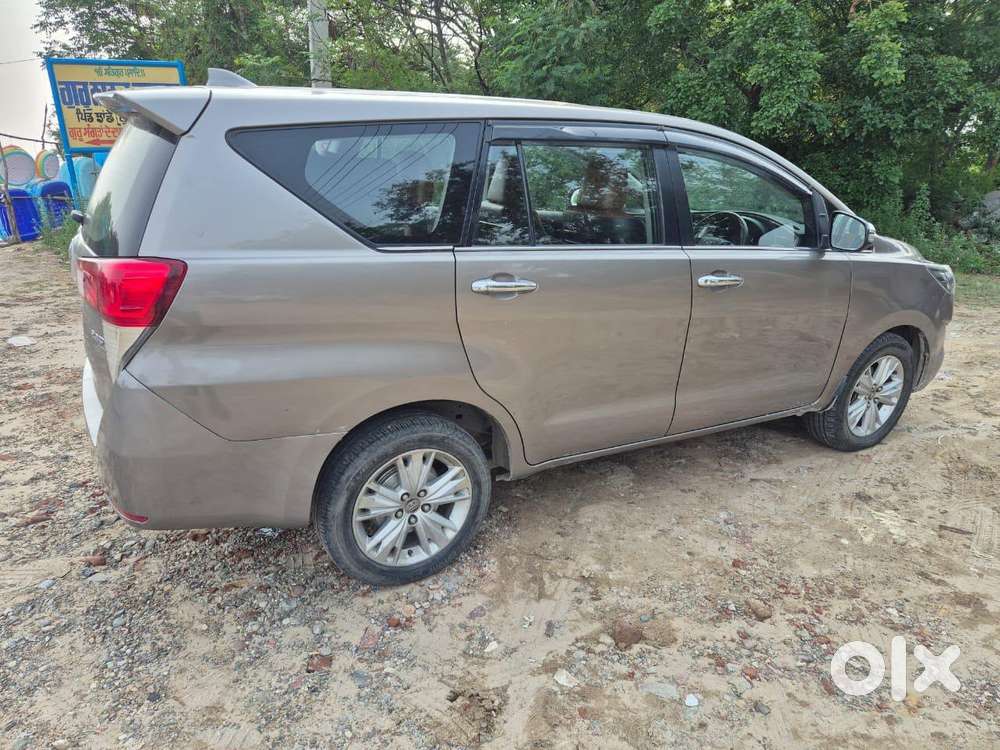 Toyota Innova Crysta [2020-ongoing] 2.4 Gx At 7 Str, 2020, Diesel